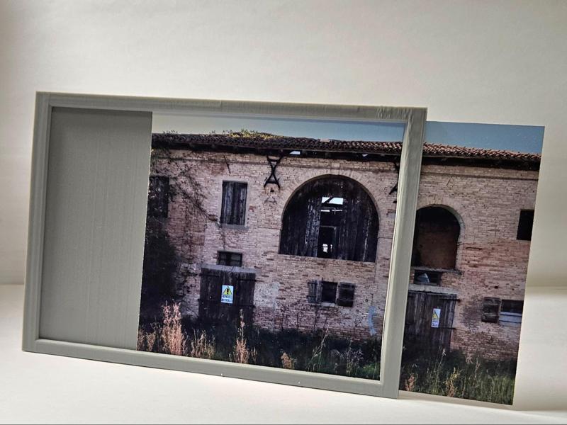vertical and horizontal photo frame 10x15 cm