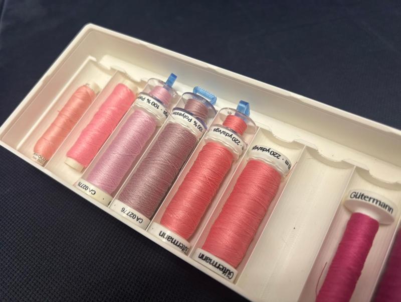 Spool and bobbin thread storage boxes - Gridfinity