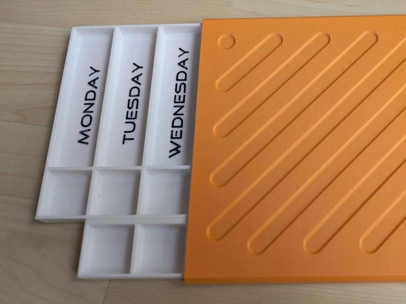 Pill Box with extra large compartment