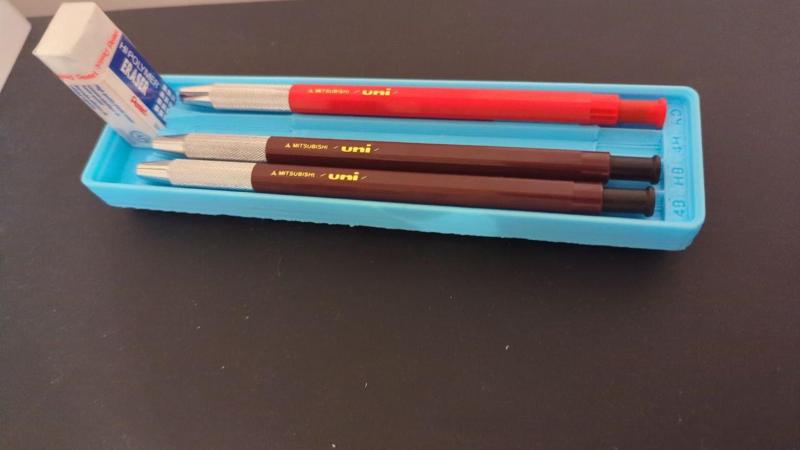 Gridfinity Mitsubishi Uni Drop Pencil Holder