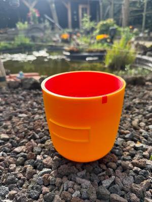 customizable plant pot with seed starter