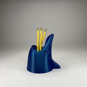 Organic Organizers: Shark Pencil Cup