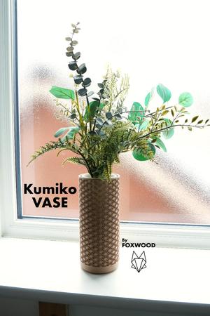 Kumiko Vase - Foxwood