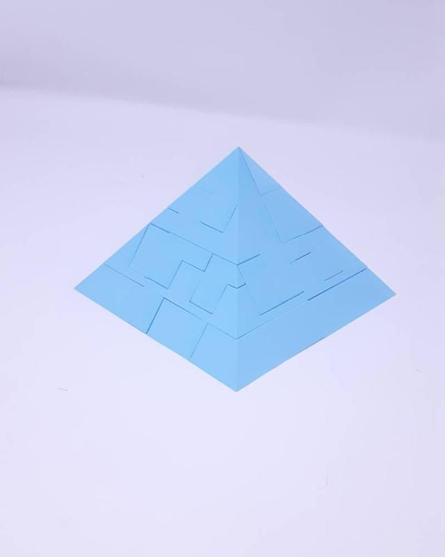 Pyramid Puzzle Nr. 3