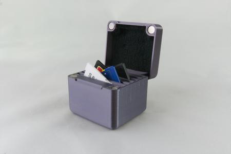 Magnetic SD Card Case Horiz