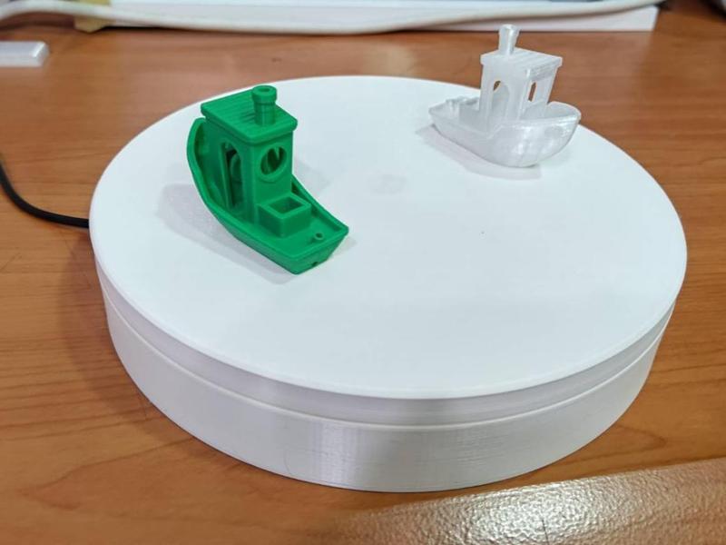 Electric Rotating Display Holder v1