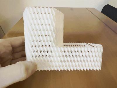 Mind blowing see through pen-holder (honeycomb)