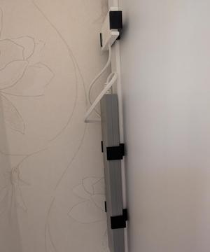 IKEA TRADFRI hold on HEMNES bookshelf