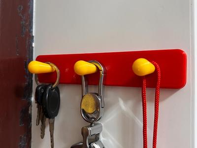 Simple key holder