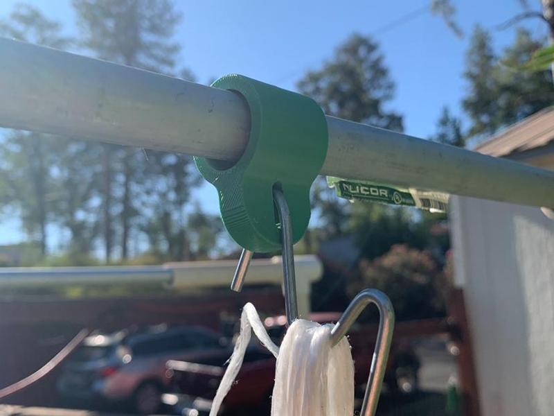 Aulock  Tomato Hook Adapter for 1/2" Conduit