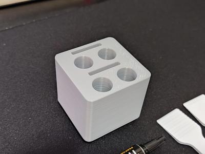 Gridfinity Bin for Thermal Paste and Spatula
