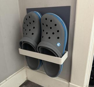 Slides / Crocs Wall Mount