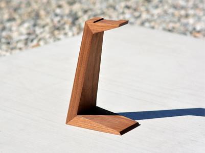 Minimalistic Headphone Stand - headset holder