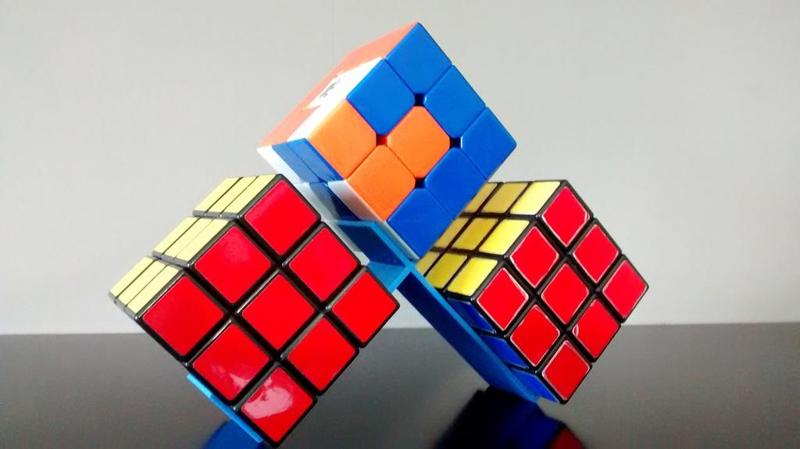 Triple rubik's cube stand