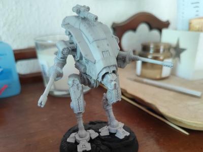Imperial Knights Armiger Helverin/Warglaive