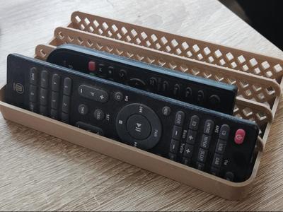 Remote control stand (for 4 devices)