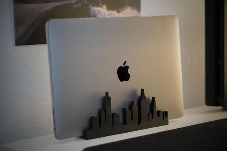 New York laptop stand 