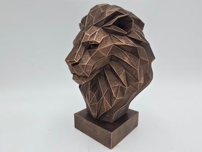 LION LOW POLY BUST