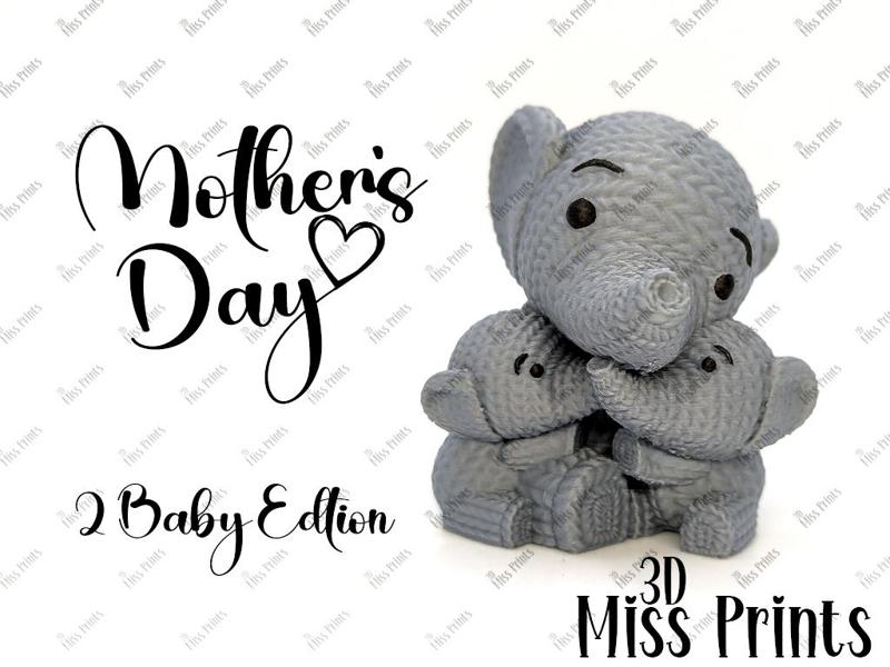 Knitted Elephant Mother & Babies (No4)