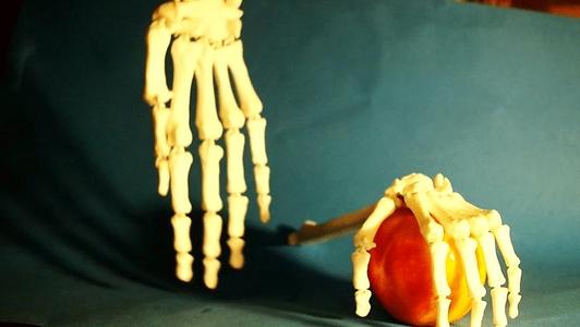 halloween hand-articulated SQUELETTE TO PRINT ON PLACE
