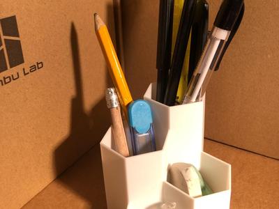 simple desk organiser