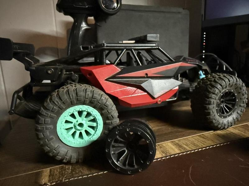 ProComp 32 rims for a BLUEJAY 1:12 RC Car