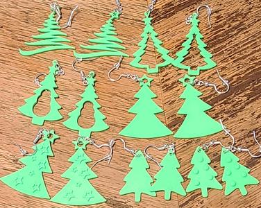 7 Christmas Tree Earrings / Ornament / Pendant