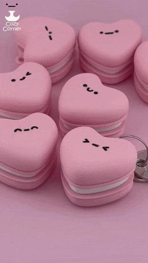 Clicky heart macaron keychain