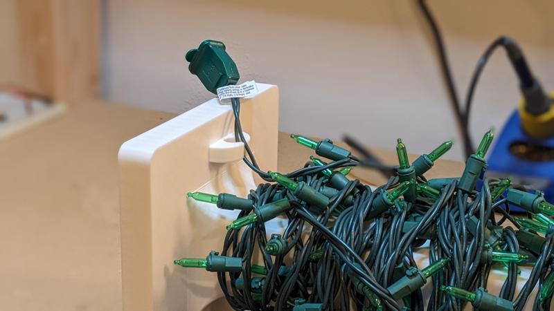 Stackable Holiday Light Spool