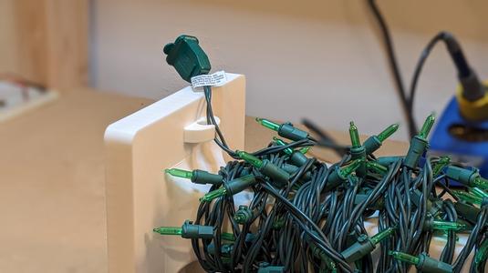 Stackable Holiday Light Spool
