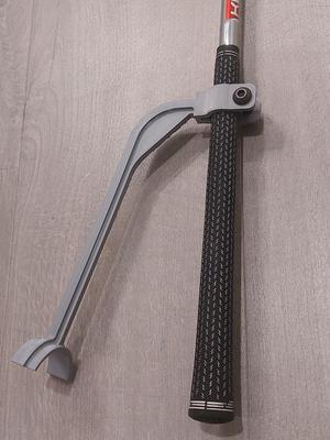 Golf wrist hinge trainer