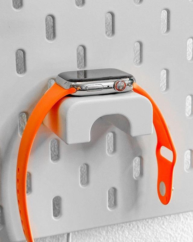 Apple Watch Charge on IKEA Skadis Pegboard