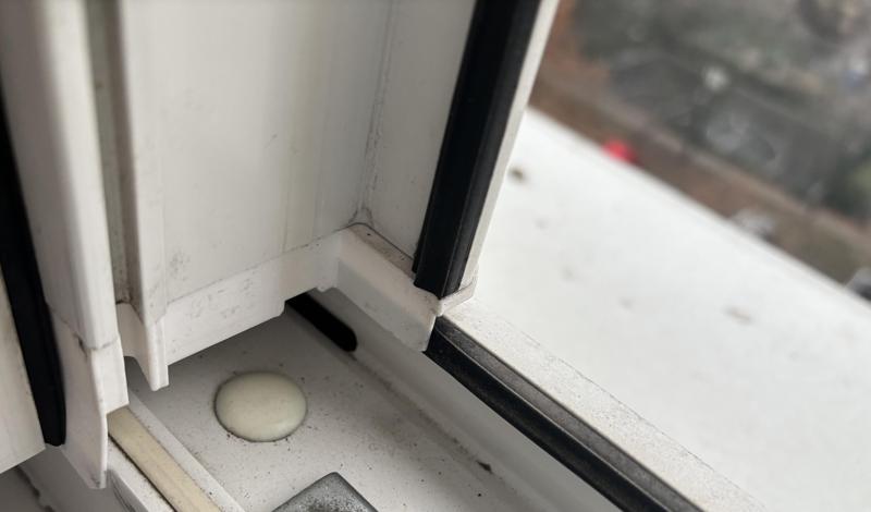 Quick-fix for the bottom part (frame) of double-hung windows