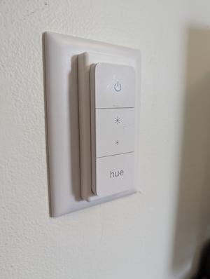 Decora Adapter for Phillips Hue Dimmer (2nd Generation / Power-Hue buttons)