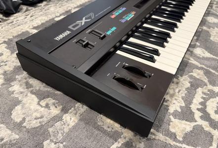 Yamaha DX7 End Caps