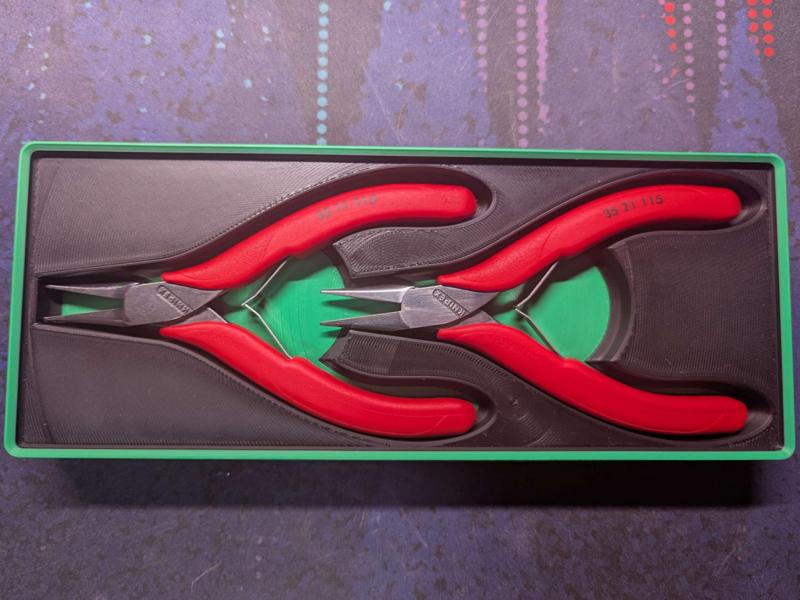 Knipex Small Pliers Gridfinity 