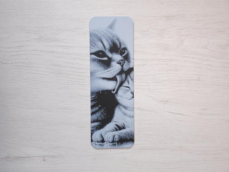 Mum Cat Bookmark