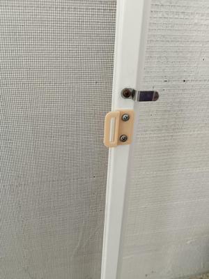 Insect screen handle