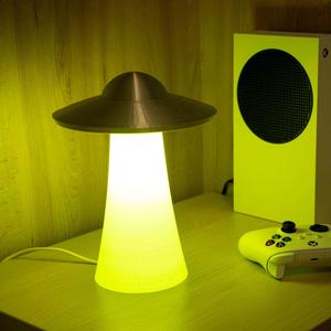 UFO table lamp