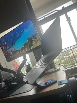 Minimalist Macbook Air / Macbook Pro Desk Mount w/ 360 degree rotation