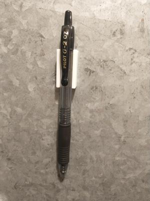 G2 Pilot Pen Magnetic Holder