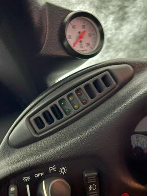 Camaro air vent with shift light