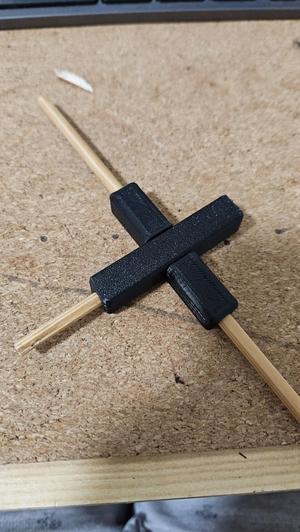 Wooden Rod Cross Joint (5mm rod)