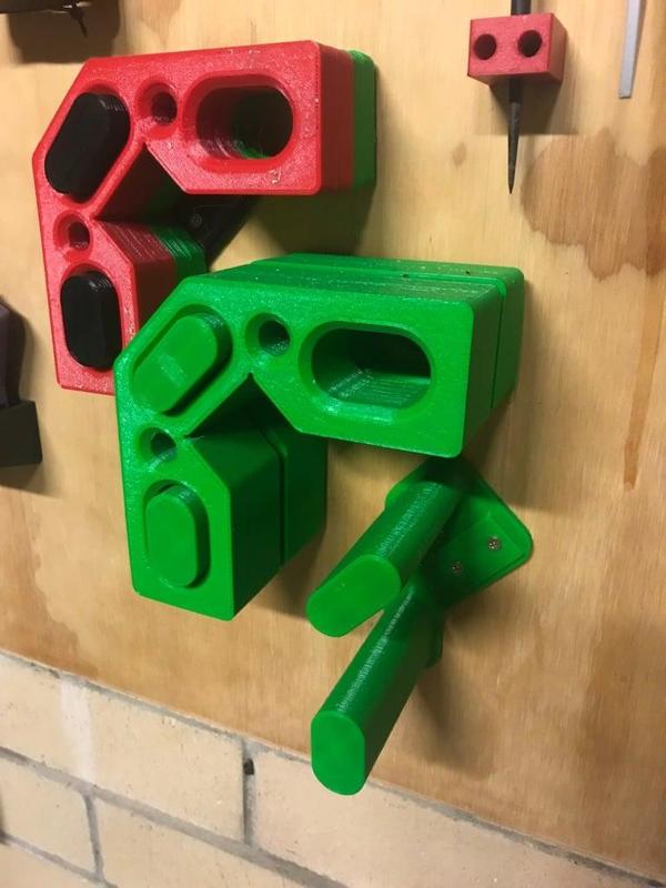 Clamping square holder