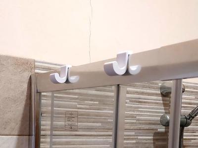 Ultimate Shower Hook Bath Towels - Different Size