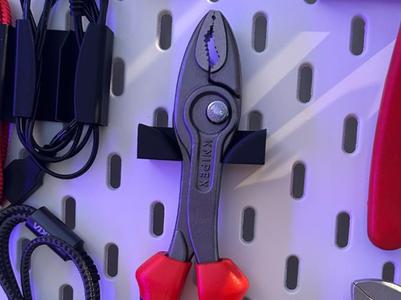 Skadis - Knipex 82 02 200 holder