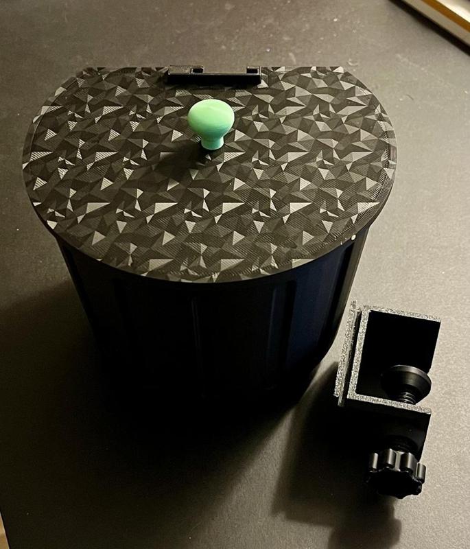 Lid for Removable Desk Bin Trash Can V2