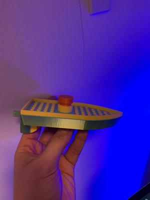 Balloon boat