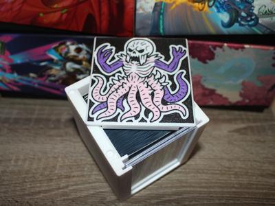 MTG EDH Commander Showcase Deck Box - Chibi Ulamog