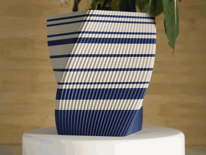 KuraLoop Self Watering Planter Pot Serene